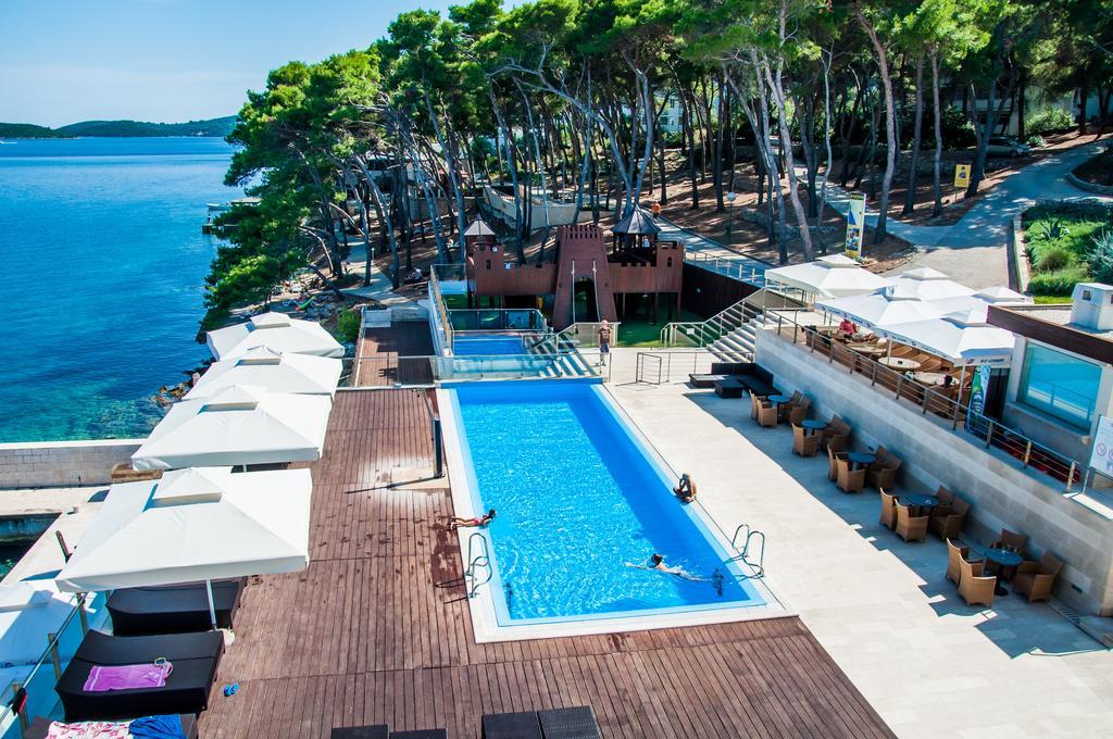 Hotel Maxim โบชาวา ภายนอก รูปภาพ
